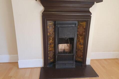 Feature fireplace.jpg