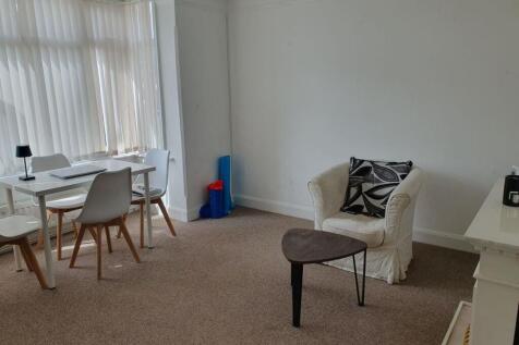 Living room from door.jpg
