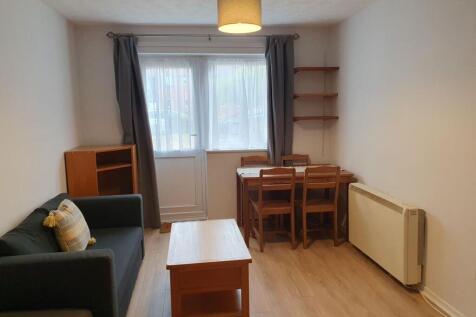 Lounge from kitchen.jpg