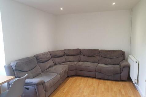 Living area.jpg