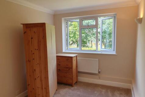 Bedroom 2 to window.jpg