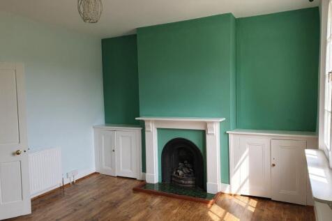 Living room to fireplace.jpg