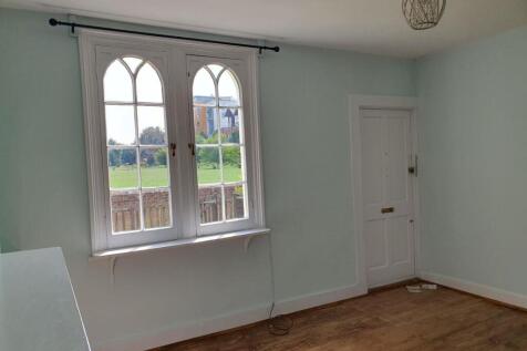 Living room to door.jpg