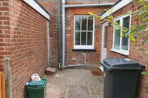 Rear Courtyard.jpg