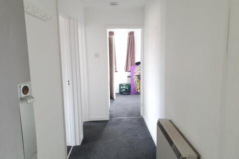 Hallway.jpg