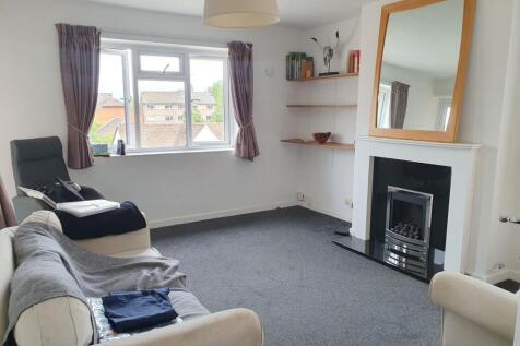 Lounge from door.jpg