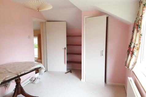 Bedroom 2 to door.jpg