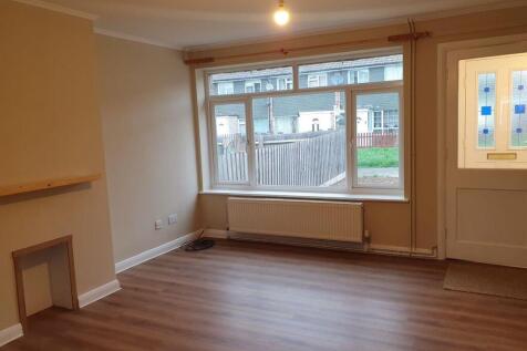 Lounge to front.jpg