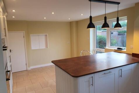 Kitchen breakfast.jpg