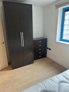 Bedroom 2 (2).jpg