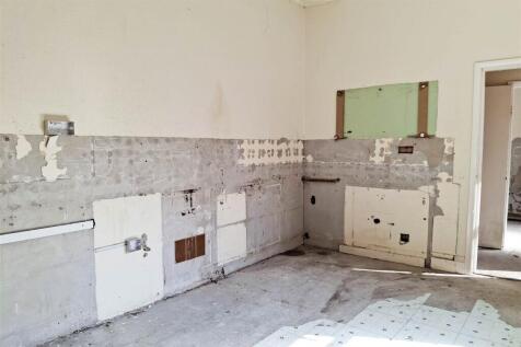 Flat 1 Kitchen