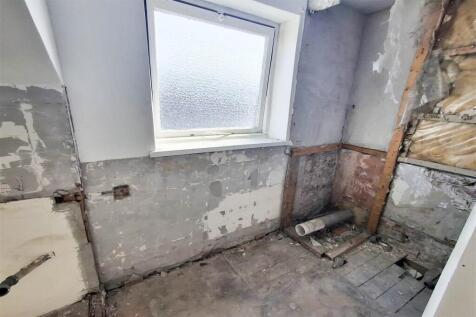 Flat 3 Shower