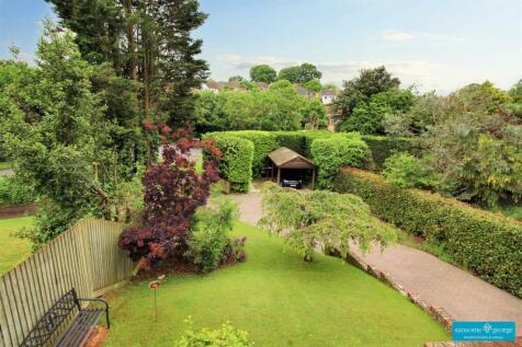 Front Garden 1