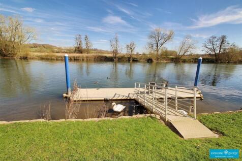 River Bank/Jetty