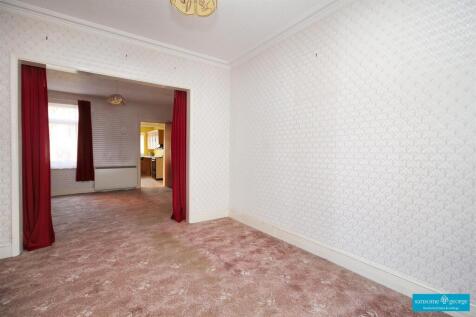 Lounge to Dining Room
