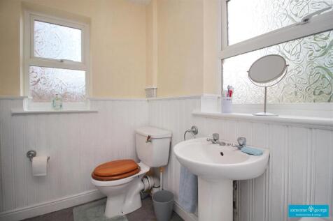Ground Floor Bathroom