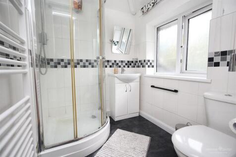 En Suite Shower