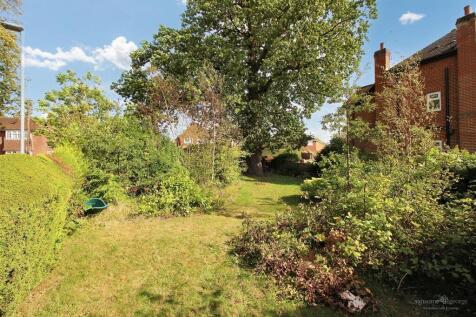 Front Garden Area