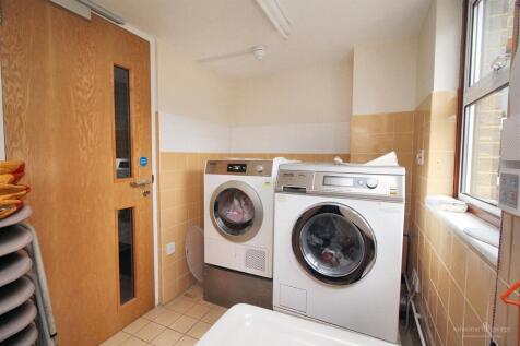 Residents Laundry