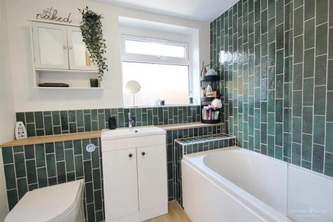 Ground Floor Bathroom