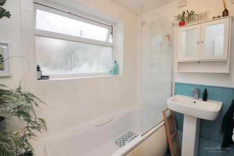 Ground Floor Bathroom