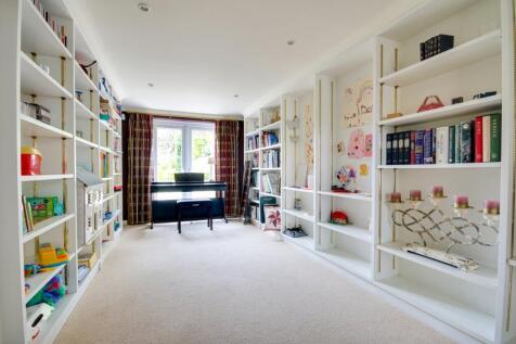 Property Image 8