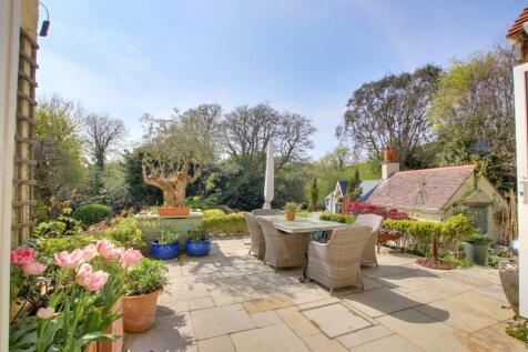 Property Image 8