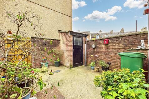 Property Image 16