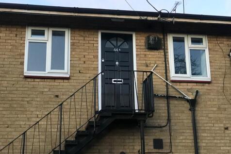 2 Bed First Floor Flat