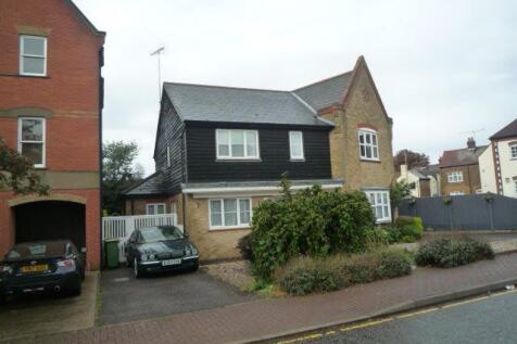 2 bedroom Semi Detached House for rent