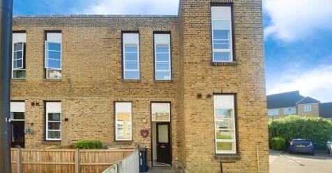 Three Bedroom House to Rent