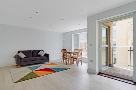 Kitchen living dinin