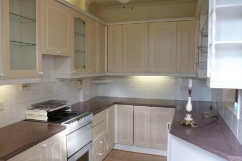 KITCHEN MAIN