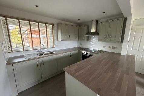 IMG-20251110-WA00...