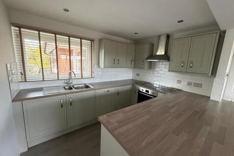 IMG-20251110-WA00...