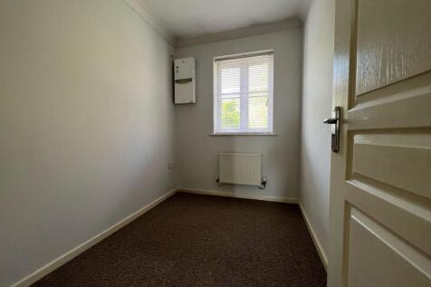 IMG-20250412-WA00...
