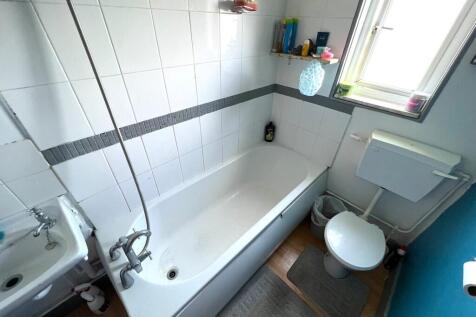 IMG-20250725-WA00...