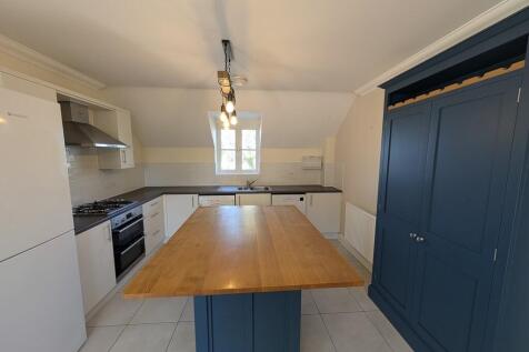 PXL_20250925_1500...