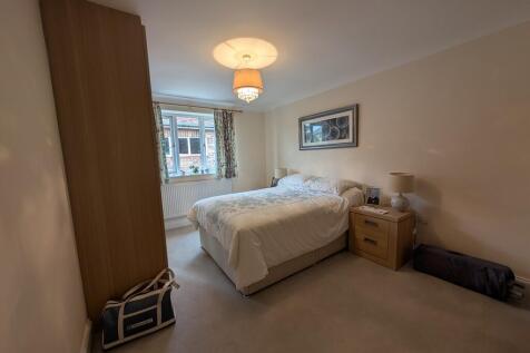 PXL_20250926_0919...