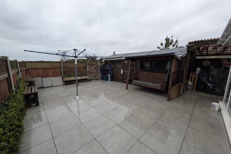 PXL_20251003_0944...