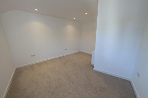 PXL_20251006_1402...