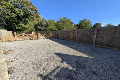 PXL_20251006_1400...