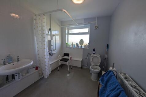 PXL_20251024_1107...