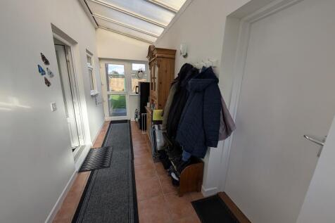 PXL_20251120_1032...