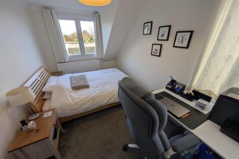 PXL_20251120_1033...