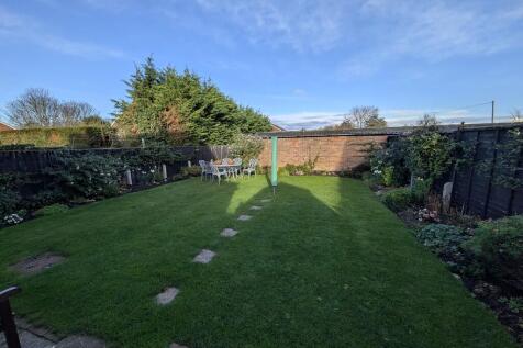 PXL_20251120_1033...