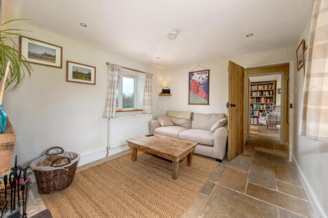 Sitting/Dining Room