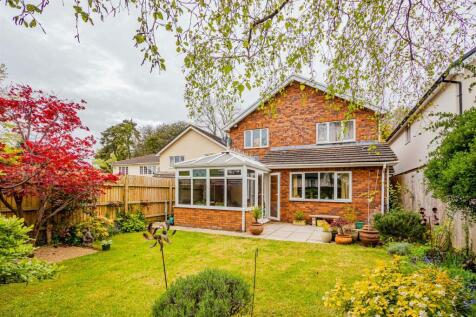 Fairwater Road 139-12.jpg