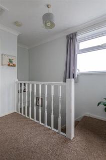 Brundall Crescent 42-3.jpg