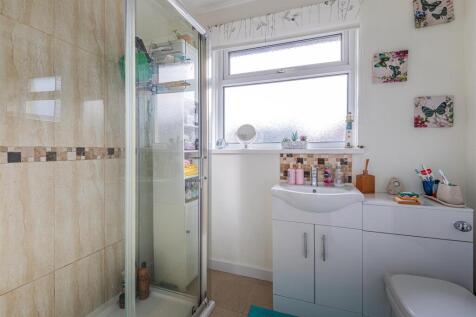 Brundall Crescent 42-8.jpg